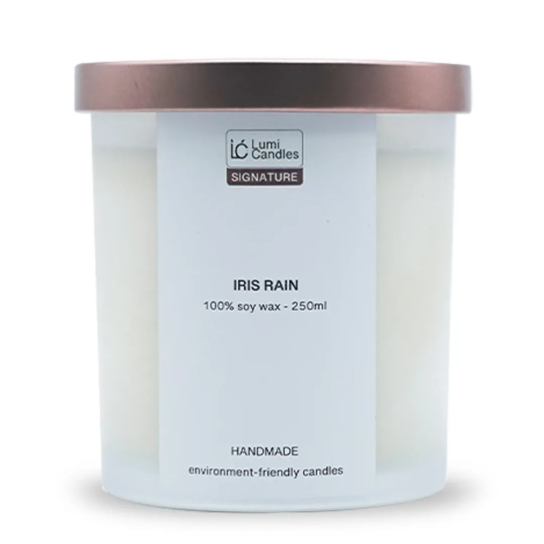 Iris Rain Scented Soy Candle (250 ml) – Signature Blend